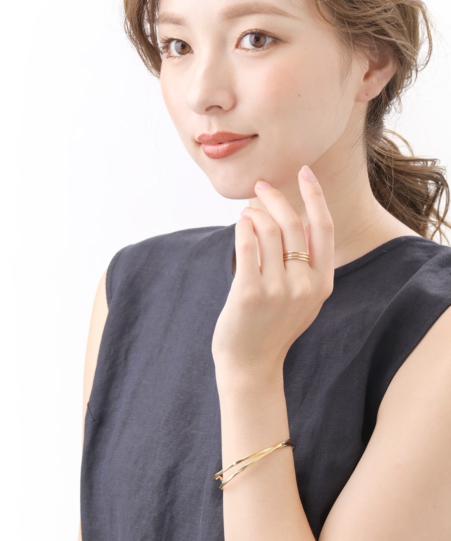 ������2Ϣ���Х󥰥� B4105