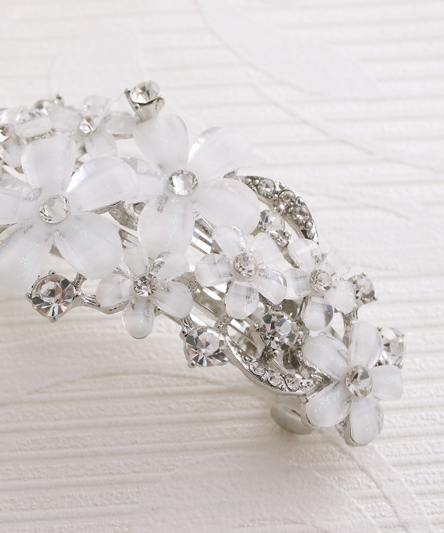 �ۥ磻�ȥե��Х�å�  H7501