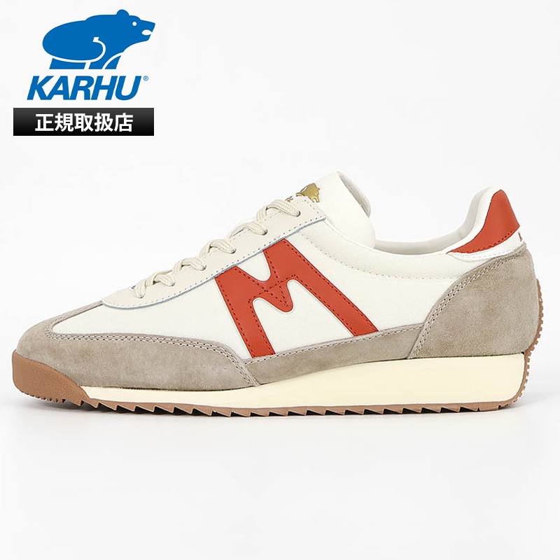 カルフ KARHU スニーカー メンズ レディース メスタリ MESTARI 76 靴 スエード エアクッション カジュアル スポーティー 軽量 ロゴ 2026年秋冬 新作 シルバーライニング KH805103 Silver Lining/Rooibos Tea | ブランド [正規取扱店]