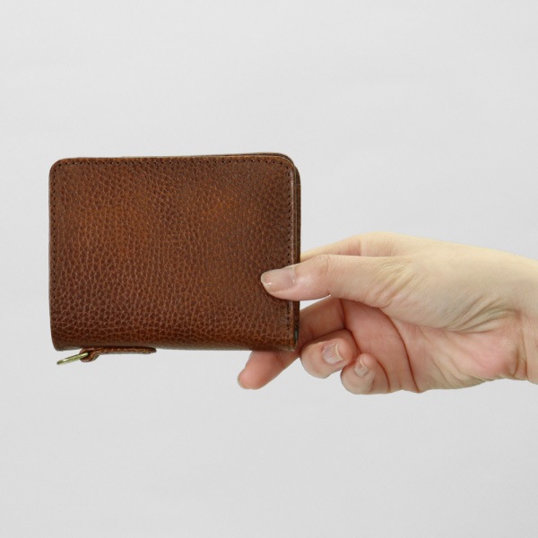 【中古美品】再値下げ❗️ear シルバー フォックス刺繍 二つ折り財布 L22121】トム＆ジェリー合皮刺繍ミニ財布 | AXCIS