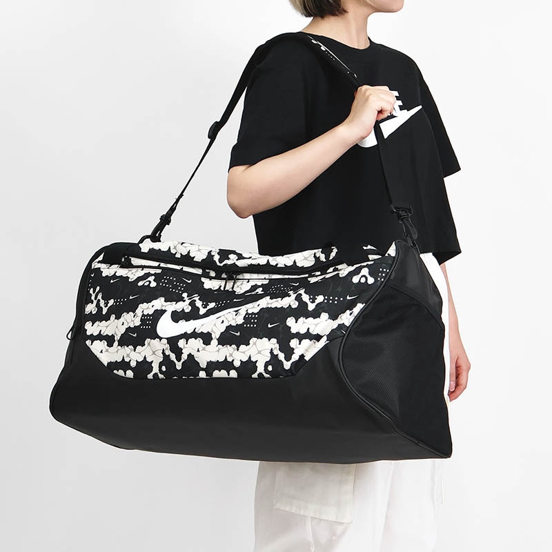 ナイキ NIKE ボストンバッグ ブラジリア Brasilia ダッフルバッグ メンズ レディース ショルダーバッグ トレーニング 60L ミディアム 旅行 部活 合宿 スポーツ アウトドア 軽量 ロゴ  2026年秋 新作 IH7849-103 | ブランド [正規取扱店]