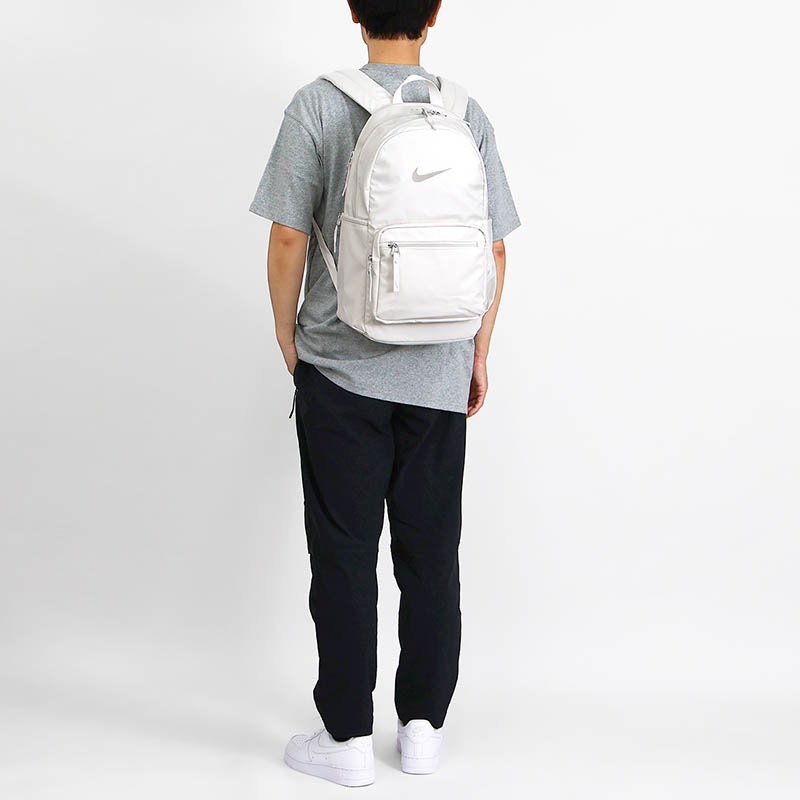 ナイキ NIKE バックパック ヘリテージ ユージーン HERITAGE EUGENE 2.0 メンズ レディース デイパック リュック 20L ウィンタライズド 通勤 通学 スクールバッグ スクバ 軽量 ロゴ 2026年秋 新作 IH7955-030 | ブランド [正規取扱店]