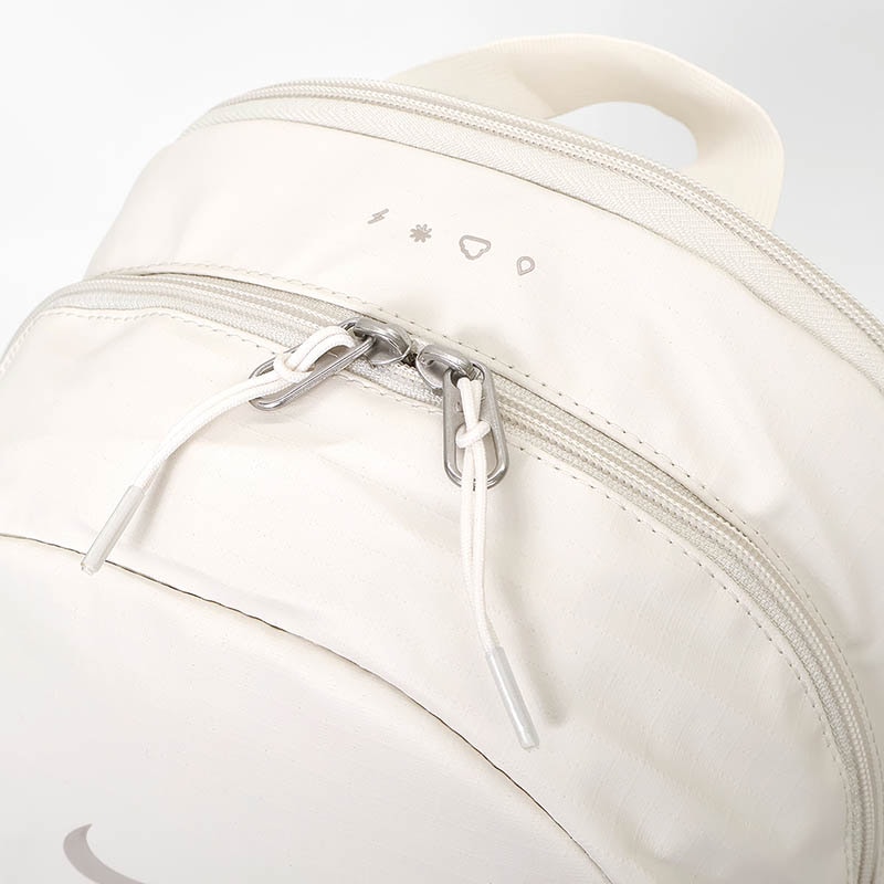 ナイキ NIKE バックパック ヘリテージ ユージーン HERITAGE EUGENE 2.0 メンズ レディース デイパック リュック 20L ウィンタライズド 通勤 通学 スクールバッグ スクバ 軽量 ロゴ 2026年秋 新作 IH7955-030 | ブランド [正規取扱店]