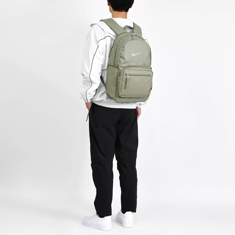 ナイキ NIKE バックパック ヘリテージ ユージーン HERITAGE EUGENE 2.0 メンズ レディース デイパック リュック 20L ウィンタライズド 通勤 通学 スクールバッグ スクバ 軽量 ロゴ 2026年秋 新作 IH7955-320 | ブランド [正規取扱店]