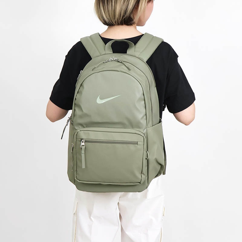 ナイキ NIKE バックパック ヘリテージ ユージーン HERITAGE EUGENE 2.0 メンズ レディース デイパック リュック 20L ウィンタライズド 通勤 通学 スクールバッグ スクバ 軽量 ロゴ 2026年秋 新作 IH7955-320 | ブランド [正規取扱店]