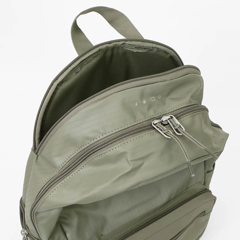 ナイキ NIKE バックパック ヘリテージ ユージーン HERITAGE EUGENE 2.0 メンズ レディース デイパック リュック 20L ウィンタライズド 通勤 通学 スクールバッグ スクバ 軽量 ロゴ 2026年秋 新作 IH7955-320 | ブランド [正規取扱店]