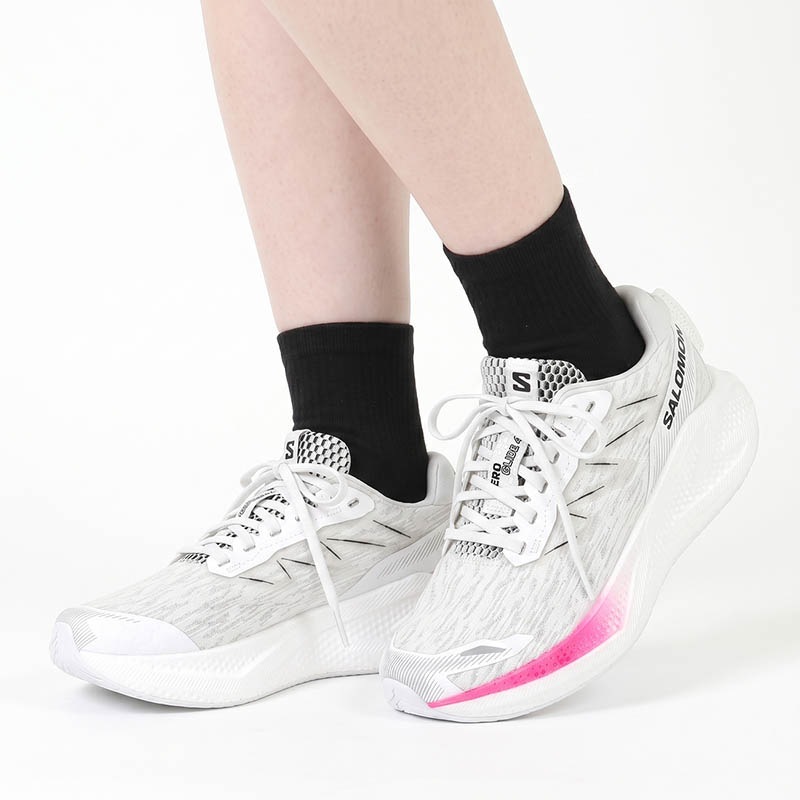 サロモン SALOMON スニーカー レディース エアロ グライド AERO GLIDE 4 W ランニングシューズ ジョギング ホワイト ブラック 靴 シューズ 軽量 L49151300 | ブランド [正規取扱店]