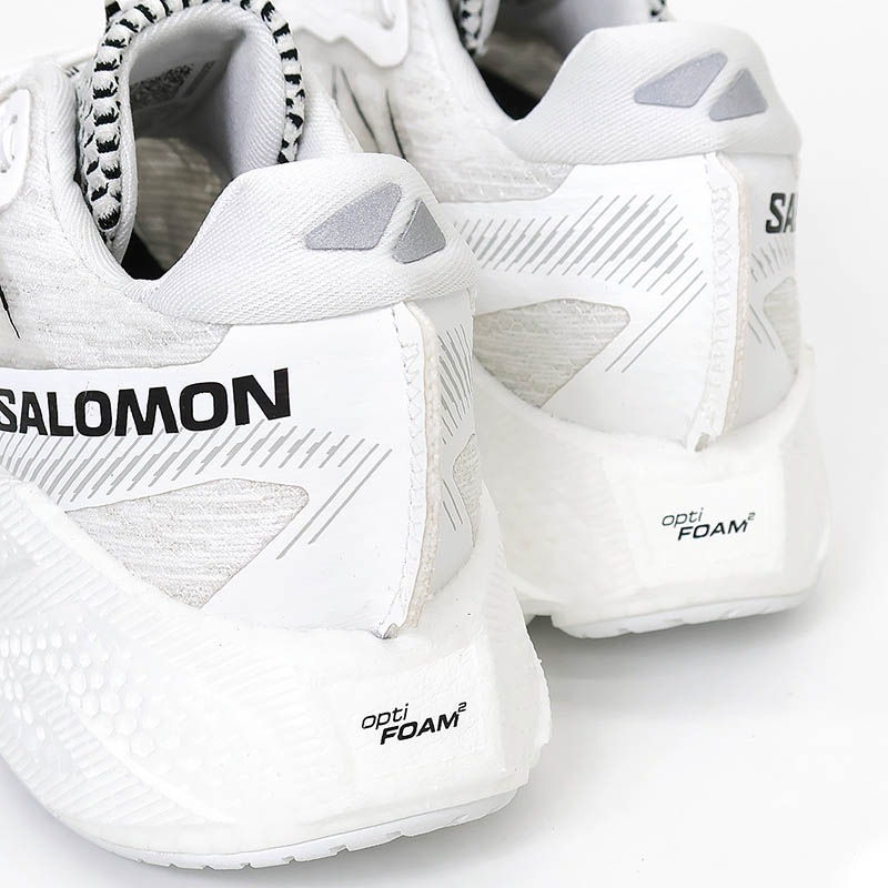 サロモン SALOMON スニーカー レディース エアロ グライド AERO GLIDE 4 W ランニングシューズ ジョギング ホワイト ブラック 靴 シューズ 軽量 L49151300 | ブランド [正規取扱店]