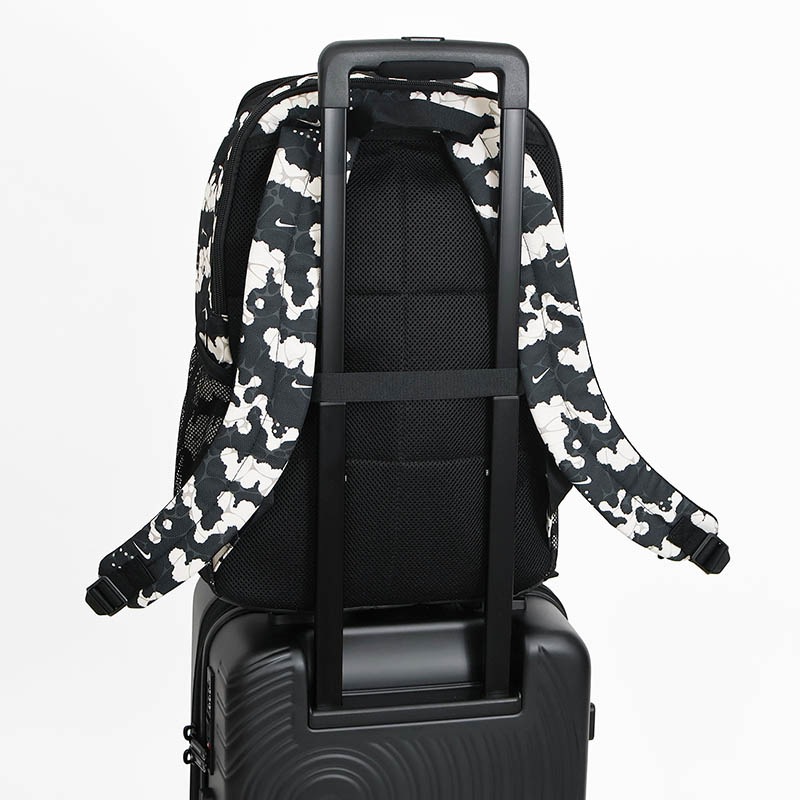 ナイキ NIKE バックパック ブラジリア Brasilia メンズ レディース デイパック リュック 24L 通勤 通学 スクールバッグ スクバ スポーツ アウトドア 軽量 ロゴ 2026年秋 新作 IH7969-103 | ブランド [正規取扱店]