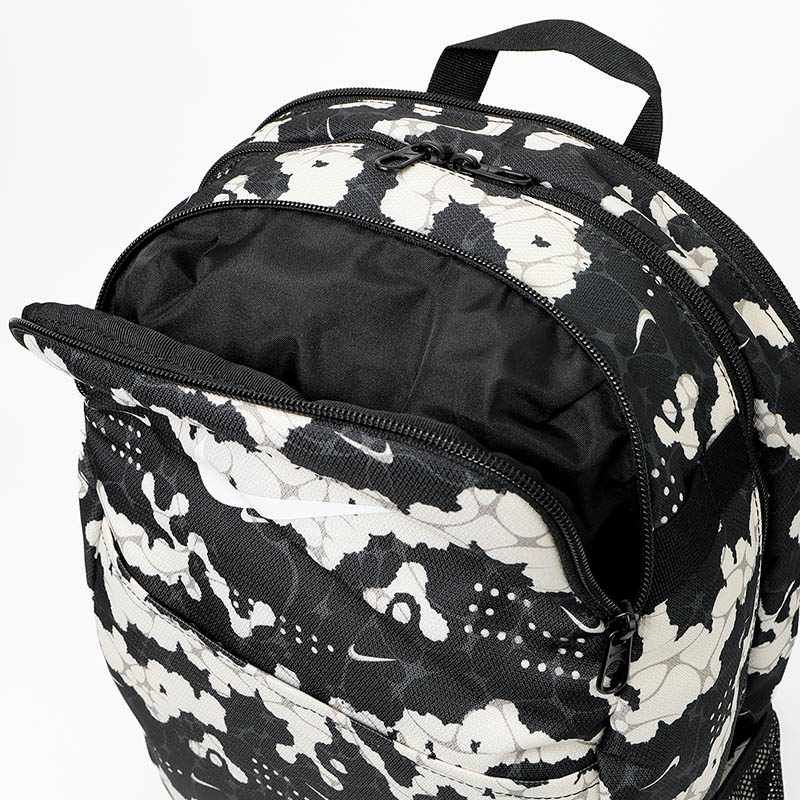 ナイキ NIKE バックパック ブラジリア Brasilia メンズ レディース デイパック リュック 24L 通勤 通学 スクールバッグ スクバ スポーツ アウトドア 軽量 ロゴ 2026年秋 新作 IH7969-103 | ブランド [正規取扱店]