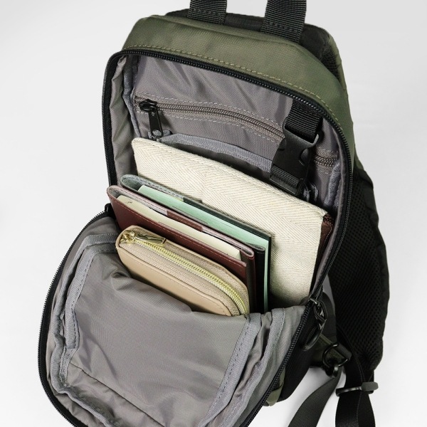 アヴィレックス AVIREX ボディバッグ ソリッド SOLID メンズ スリングバッグ 抗菌・防臭加工 各色 AX2051 | ブランド [正規取扱店]