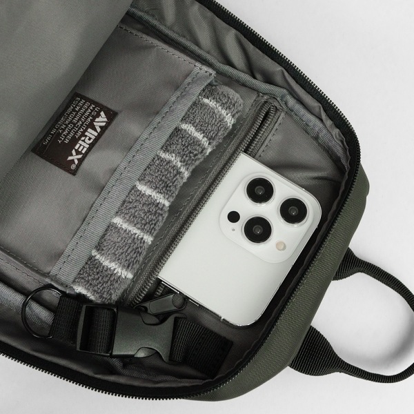 アヴィレックス AVIREX ボディバッグ ソリッド SOLID メンズ スリングバッグ 抗菌・防臭加工 各色 AX2051 | ブランド [正規取扱店]