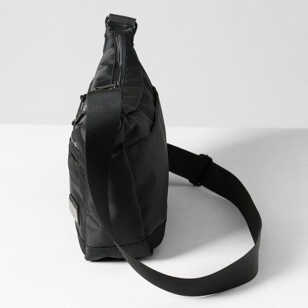 アヴィレックス AVIREX ショルダーバッグ ソリッド SOLID メンズ ショルダー 抗菌・防臭加工 各色 AX2052 | ブランド [正規取扱店]