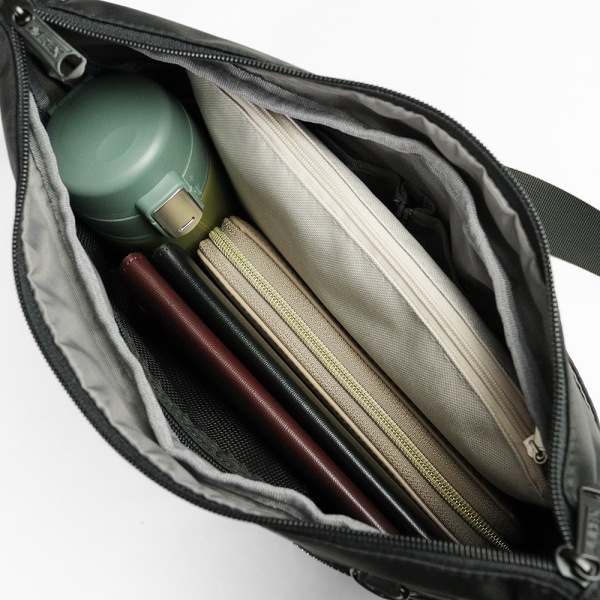 アヴィレックス AVIREX ショルダーバッグ ソリッド SOLID メンズ ショルダー 抗菌・防臭加工 各色 AX2052 | ブランド [正規取扱店]