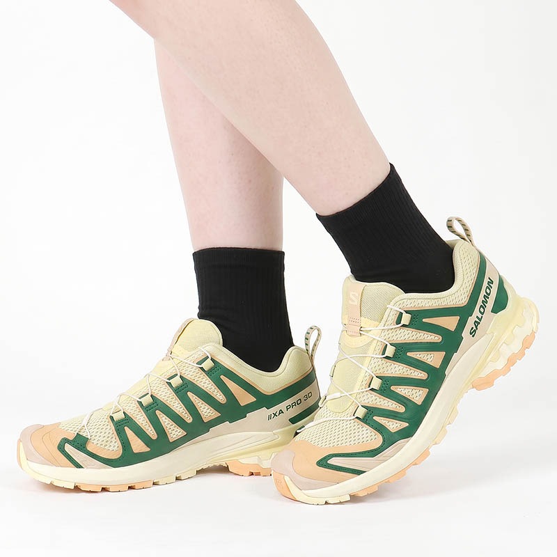 サロモン SALOMON スニーカー レディース XA PRO 3D V9 W トレイルランニングシューズ ジョギング トレラン ランニング アウトドア 靴 シューズ 軽量 イエロー L49230000 | ブランド [正規取扱店]