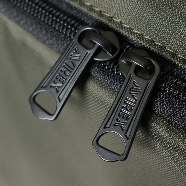 アヴィレックス AVIREX バックパック ソリッド SOLID メンズ アサルトデイパック 抗菌・防臭加工 各色 AX2053 | ブランド [正規取扱店]