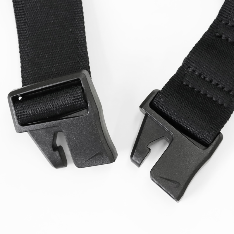 ナイキ NIKE ボディバッグ コミュート COMMUTE クロスボディ メンズ レディース ワンショルダー ミニショルダー ミニバッグ 縦型 1L リフレクター 軽量 ロゴ 2026年秋 新作 ブラック IQ1279-010 | ブランド [正規取扱店]