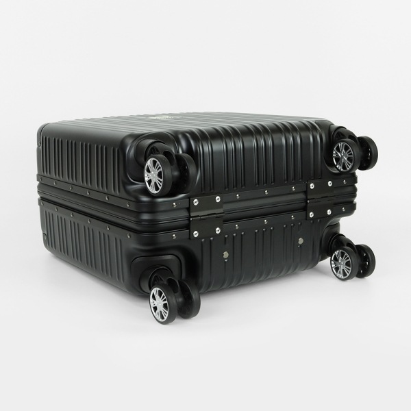 タケオキクチ TAKEO KIKUCHI スーツケース DARJEELING ダージリン ビジネス Sサイズ キャリーケース 4輪 32L 機内持ち込み 1泊 2泊 各色 DAJ001-32 | ブランド [正規取扱店]