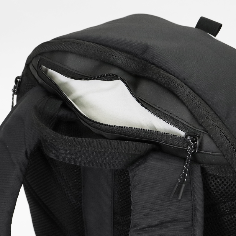 ナイキ NIKE バックパック コミュート COMMUTE メンズ レディース リュック 25L ミニポーチ付き 通勤 通学 スクールバッグ スクバ アウトドア リフレクター 軽量 ロゴ 2026年秋 新作 ブラック IQ1281-010 | ブランド [正規取扱店]