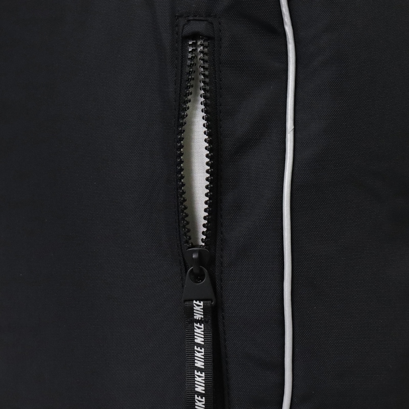 ナイキ NIKE バックパック コミュート COMMUTE メンズ レディース リュック 25L ミニポーチ付き 通勤 通学 スクールバッグ スクバ アウトドア リフレクター 軽量 ロゴ 2026年秋 新作 ブラック IQ1281-010 | ブランド [正規取扱店]