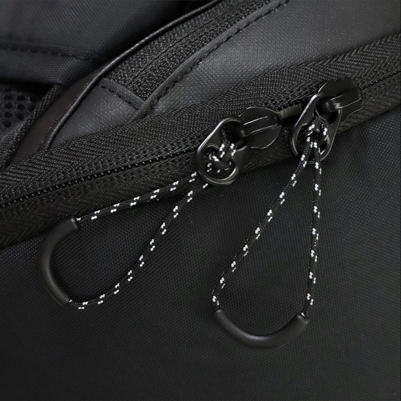 ナイキ NIKE バックパック コミュート COMMUTE メンズ レディース リュック 25L ミニポーチ付き 通勤 通学 スクールバッグ スクバ アウトドア リフレクター 軽量 ロゴ 2026年秋 新作 ブラック IQ1281-010 | ブランド [正規取扱店]
