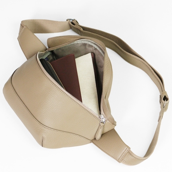 ペッレモルビダ PELLE MORBIDA ショルダーバッグ Maiden Voyage