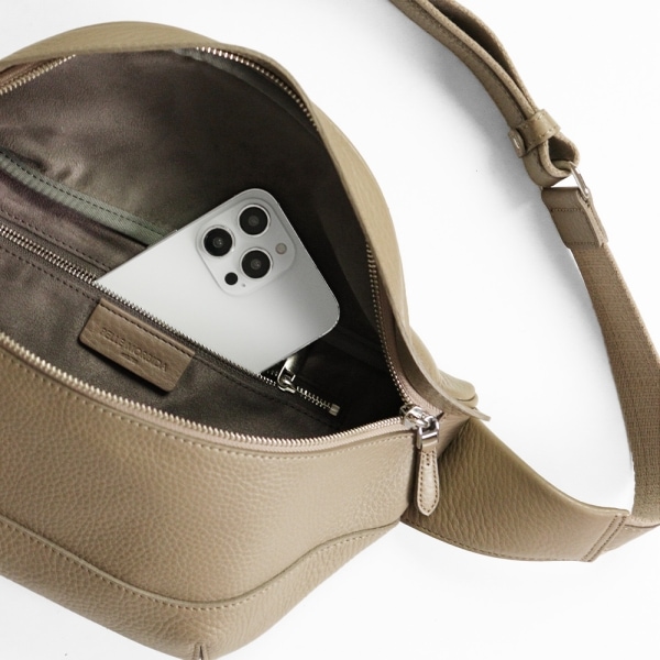 ペッレモルビダ PELLE MORBIDA ショルダーバッグ Maiden Voyage