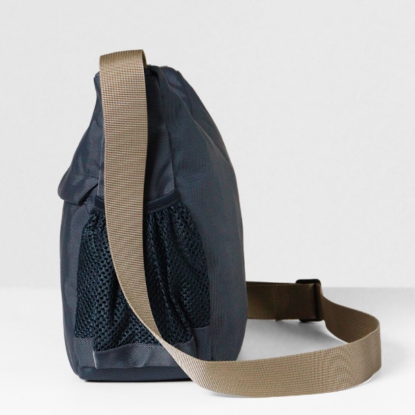 モズ moz ショルダーバッグ レディース 多機能ショルダー 斜めがけ 軽量 撥水 7.6L 各色 ZZOK-03 | ブランド [正規取扱店]