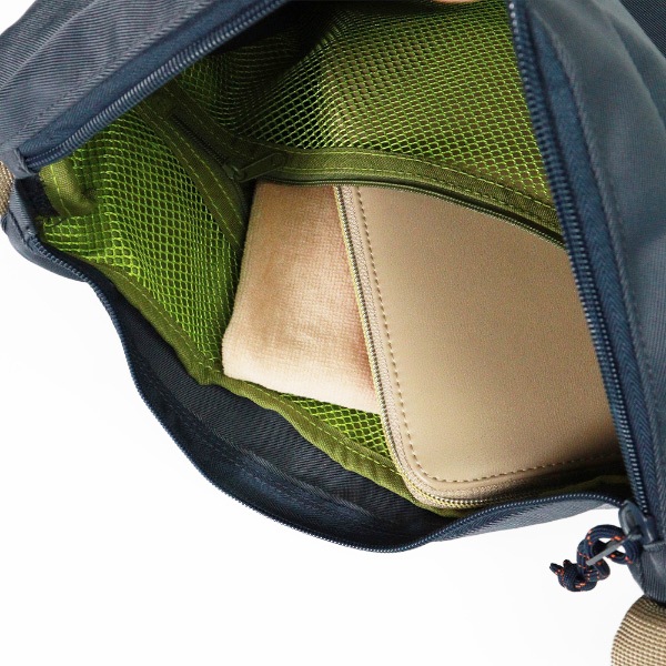 モズ moz ショルダーバッグ レディース 多機能ショルダー 斜めがけ 軽量 撥水 7.6L 各色 ZZOK-03 | ブランド [正規取扱店]