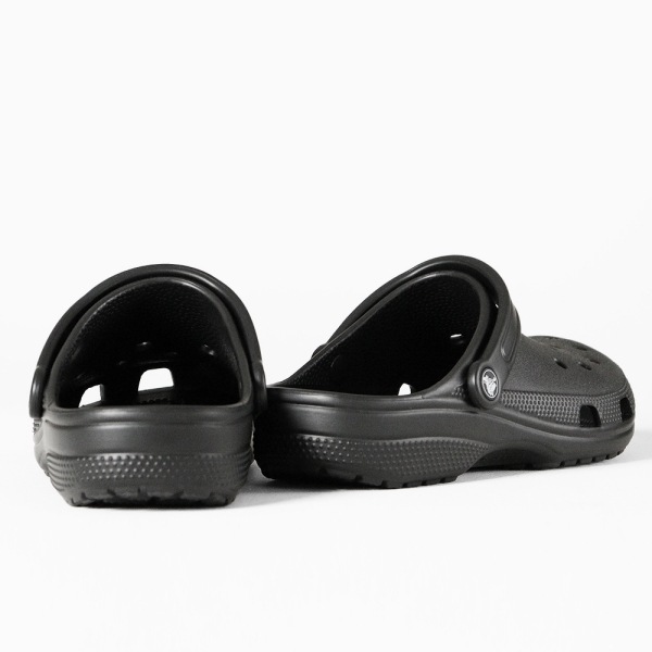 クロックス crocs サンダル クラシック クロッグ Classic Clog メンズ レディース BLACK ブラック 靴 10001-001 | ブランド [正規取扱店]