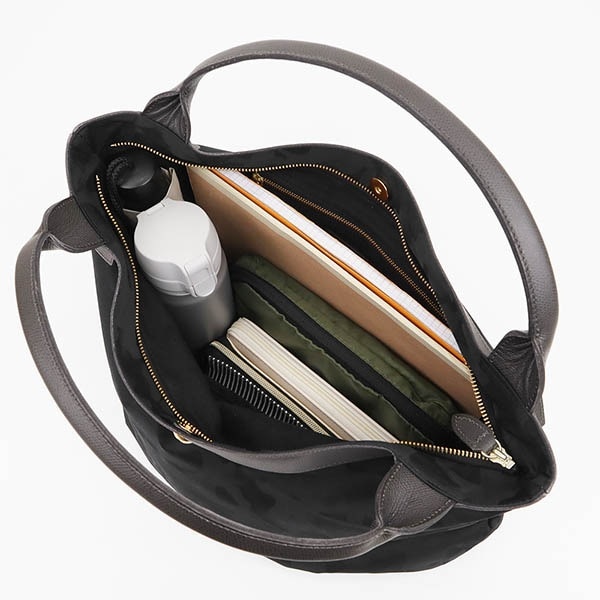 レガロ regalo トートバッグ ディマンシェ カモフラージュ柄 トート レディース A4対応 日本製 各色 RE-3830 | ブランド [正規取扱店]