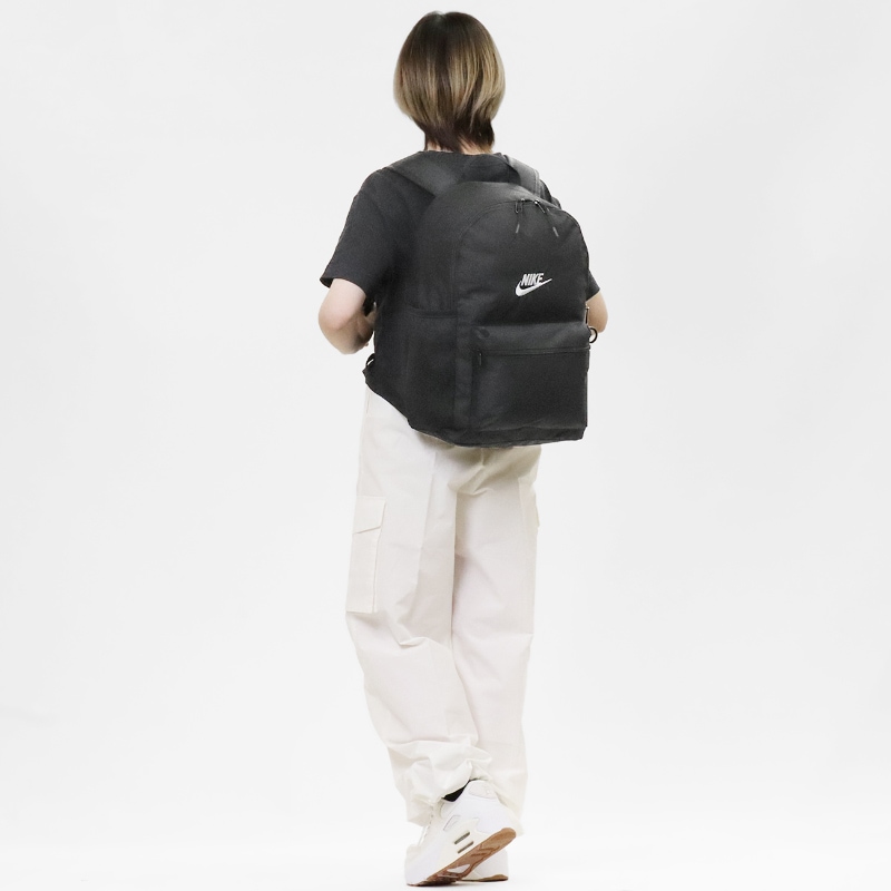 ナイキ NIKE バックパック ヘリテージ 2.0 HERITAGE メンズ レディース デイパック リュック 23L 2026年春夏新作 2026SS ブラック IB4343-010 | ブランド [正規取扱店]