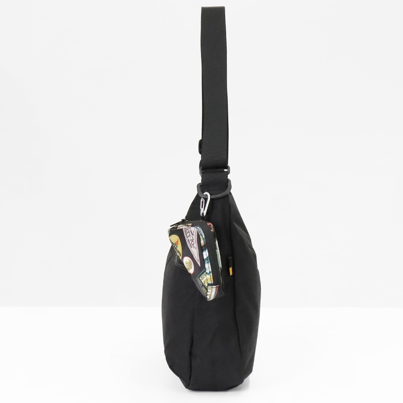 ケルティ KELTY ショルダーバッグ リミテッド カーブショルダー Mサイズ LIMITED CURVE SHOULDER M 10L ポーチ付き メンズ レディース 斜め掛け 軽量 ロゴ 2026年秋冬 新作 3259273826 | ブランド [正規取扱店]