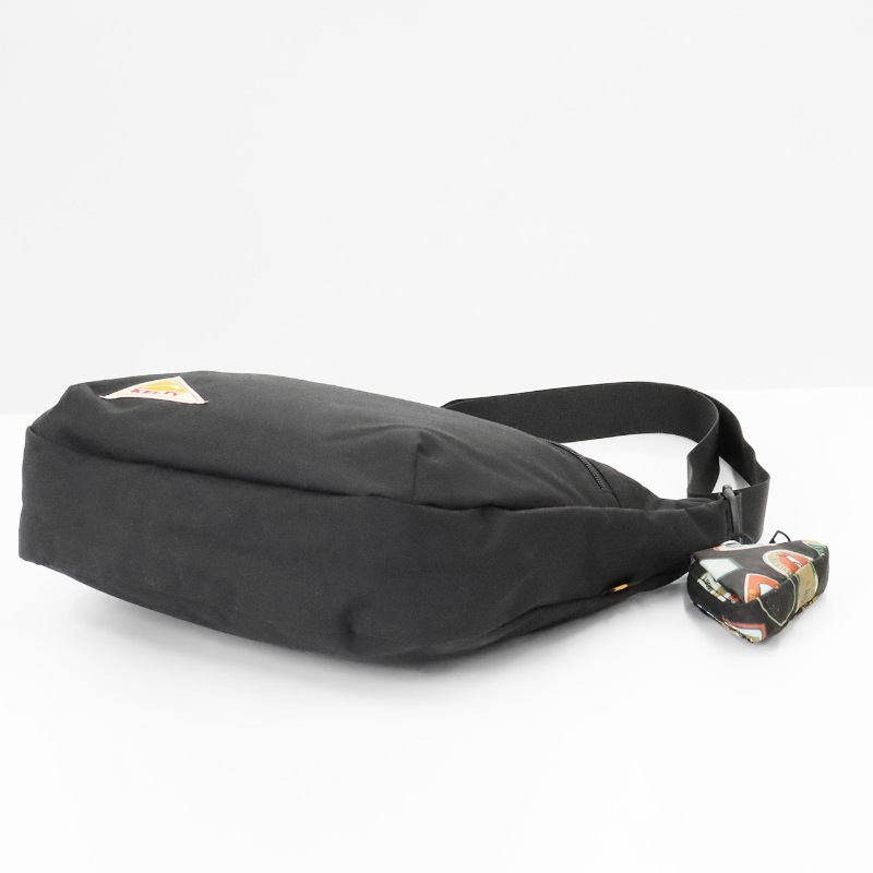 ケルティ KELTY ショルダーバッグ リミテッド カーブショルダー Mサイズ LIMITED CURVE SHOULDER M 10L ポーチ付き メンズ レディース 斜め掛け 軽量 ロゴ 2026年秋冬 新作 3259273826 | ブランド [正規取扱店]