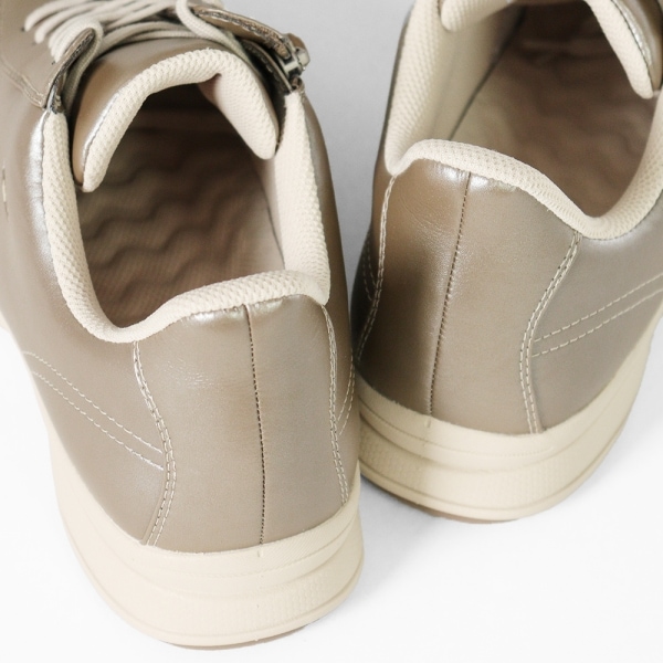 ヨネックス YONEX スニーカー レディース パワークッション L130W オフ