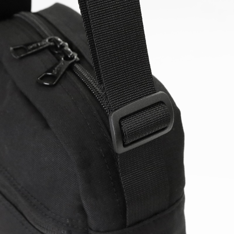 ケルティ KELTY ショルダーバッグ リミテッド バーティカル ショルダー LIMITED VERTICAL SHOULDER ポーチ付き メンズ レディース 縦型 ミニバッグ 斜め掛け 軽量 ロゴ 2026年秋冬 新作 3259274126 | ブランド [正規取扱店]