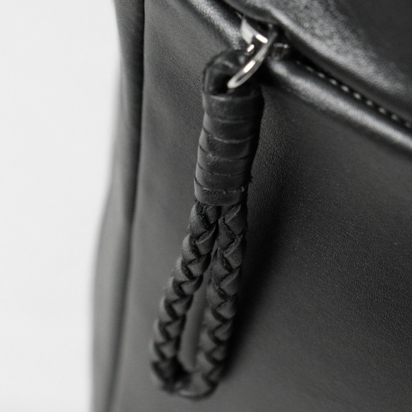 ピーアイディー PID バックパック Ecrire エクリール 撥水 レザー スクエアリュック 本革 メンズ レディース P.I.D 各色 PAZ102 | ブランド [正規取扱店]