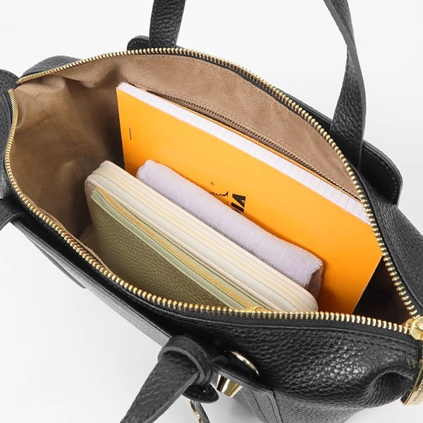 ペッレモルビダ PELLE MORBIDA ハンドバッグ Vela ヴェーラ ショルダーバッグ レディース ミニバッグ レザー 日本製 各色 PMO-VE027 | ブランド [正規取扱店]