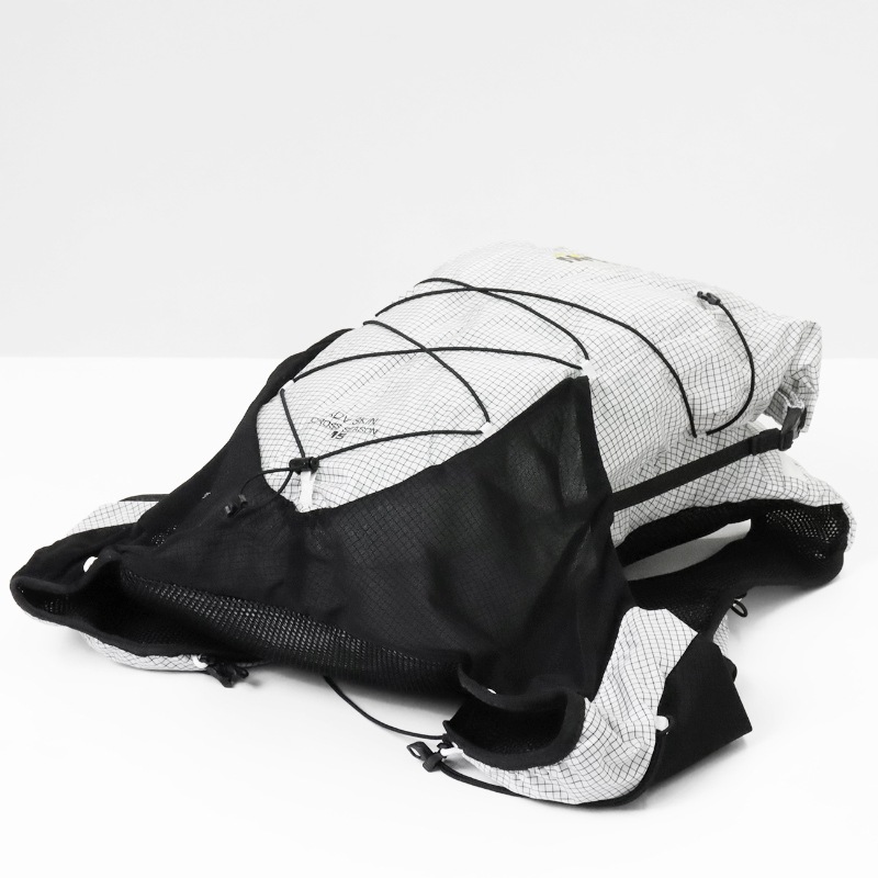 サロモン SALOMON ランニングベスト ユニセックス ADV SKIN CROSS SEASON RACE FLAG トレイルランニング リュック バックパック ハイドレーションバッグ 2026SS M/L 15L LC2091900 ホワイト ブラック | ブランド [正規取扱店]