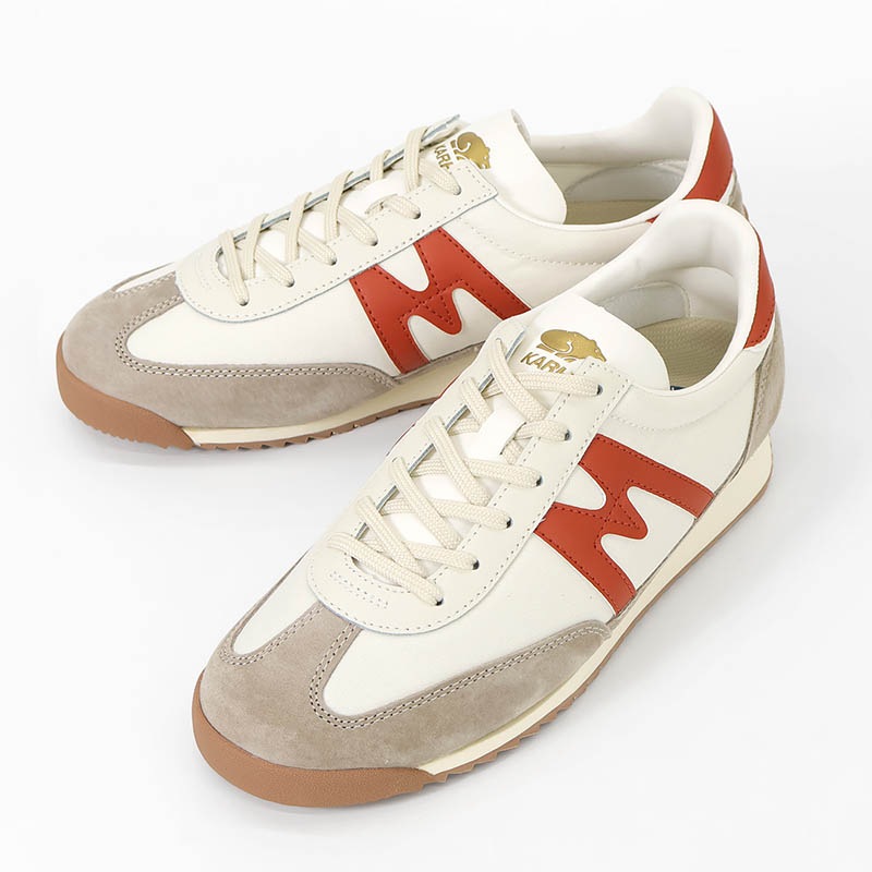 カルフ KARHU スニーカー メンズ レディース メスタリ MESTARI 76 靴 スエード エアクッション カジュアル スポーティー 軽量 ロゴ 2026年秋冬 新作 シルバーライニング KH805103 Silver Lining/Rooibos Tea | ブランド [正規取扱店]