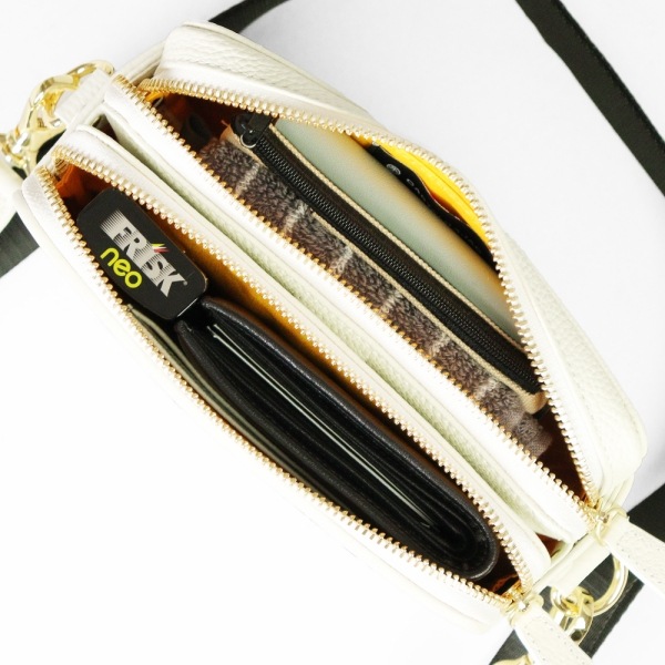 カステルバジャック CASTELBAJAC ショルダーバッグ CANNELE カヌレ メンズ レディース ミニショルダー 斜め掛け ロゴ 各色 035121 | ブランド [正規取扱店]