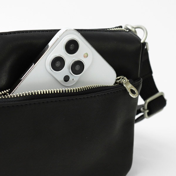 バギーポート BAGGYPORT ショルダーバッグ グローブレザー 2層式