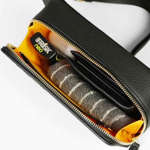 カステルバジャック CASTELBAJAC ボディバッグ CANNELE カヌレ メンズ レディース 横型 ワンショルダーバッグ 斜め掛け ロゴ 各色 035921 | ブランド [正規取扱店]