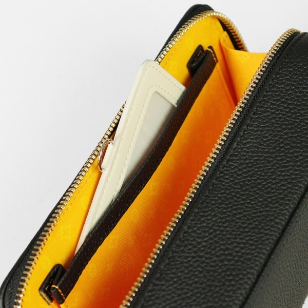 カステルバジャック CASTELBAJAC ボディバッグ CANNELE カヌレ メンズ レディース 横型 ワンショルダーバッグ 斜め掛け ロゴ 各色 035921 | ブランド [正規取扱店]