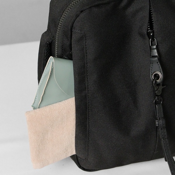 ピーアイディー PID バックパック Nove ノーヴェ 軽量 薄マチ 2WAY ビジネスリュック メンズ P.I.D 各色 PAN221 | ブランド [正規取扱店]