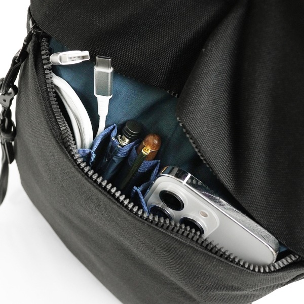 ピーアイディー PID バックパック Nove ノーヴェ 軽量 薄マチ 2WAY ビジネスリュック メンズ P.I.D 各色 PAN221 | ブランド [正規取扱店]