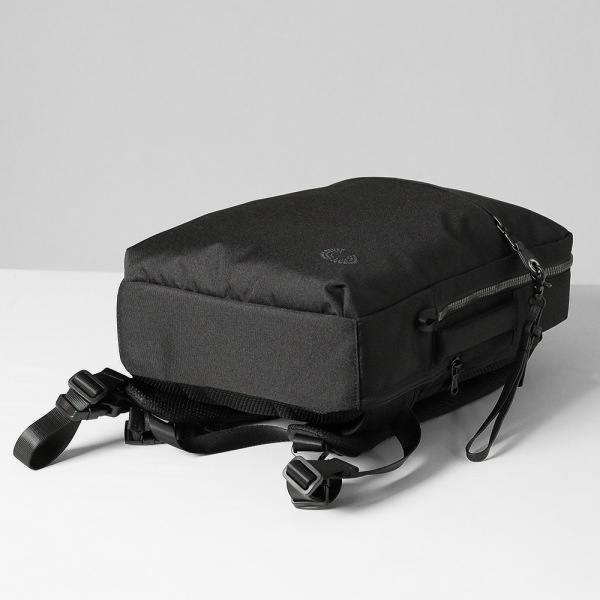 ピーアイディー PID バックパック Nove ノーヴェ 軽量 薄マチ 2WAY ビジネスリュック メンズ P.I.D 各色 PAN221 | ブランド [正規取扱店]