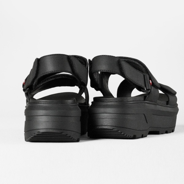 ハンター HUNTER サンダル メンズ レディース シティ リベル レザー ヒール ストラップ サンダル CITY REBEL LEATHER HEEL STRAP SANDAL ブラック BLACK 靴 UFD3110LEA-BLK | ブランド [正規取扱店]