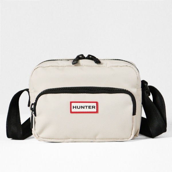 ハンター HUNTER ショルダーバッグ メンズ レディース ナイロン クロスボディ 耐水 各色 UBX3930KBM | ブランド [正規取扱店]