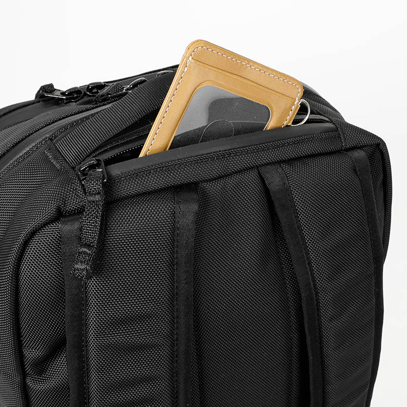 ケルティ KELTY バックパック アーバン テーブル マウンテン URBAN TABLE MOUNTAIN デイパック リュック 20L メンズ レディース 通勤 通学 アウトドア 撥水 軽量 ロゴ 2026年秋冬 新作 3259250722 | ブランド [正規取扱店]